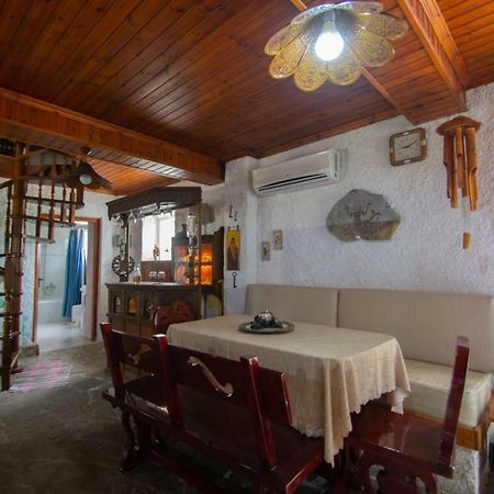 Traditional Village House Meson Yerakarion Экстерьер фото