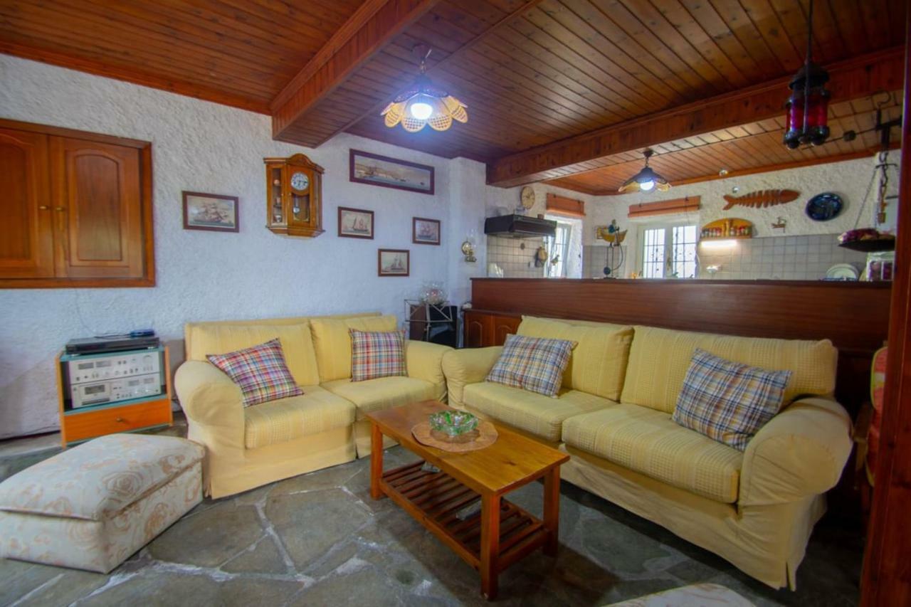 Traditional Village House Meson Yerakarion Экстерьер фото